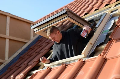 Pose de fenêtres de toit Velux à Grazac